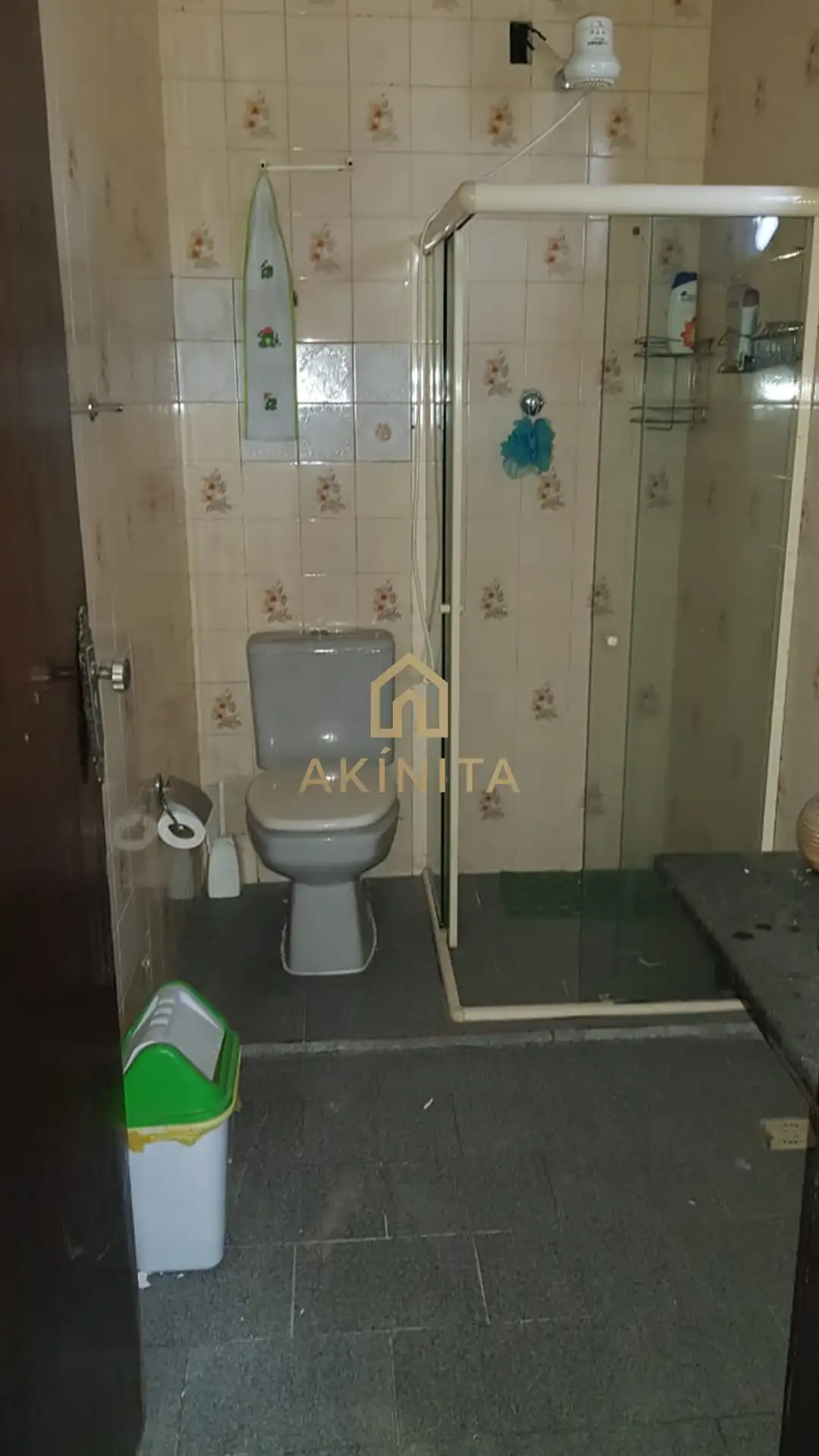Banheiro 2º andar 1